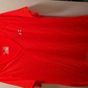 Women's Under Armour tee